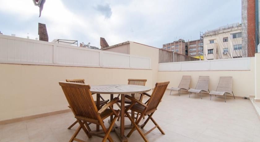 Apartamentos Alos Barcelona Luaran gambar